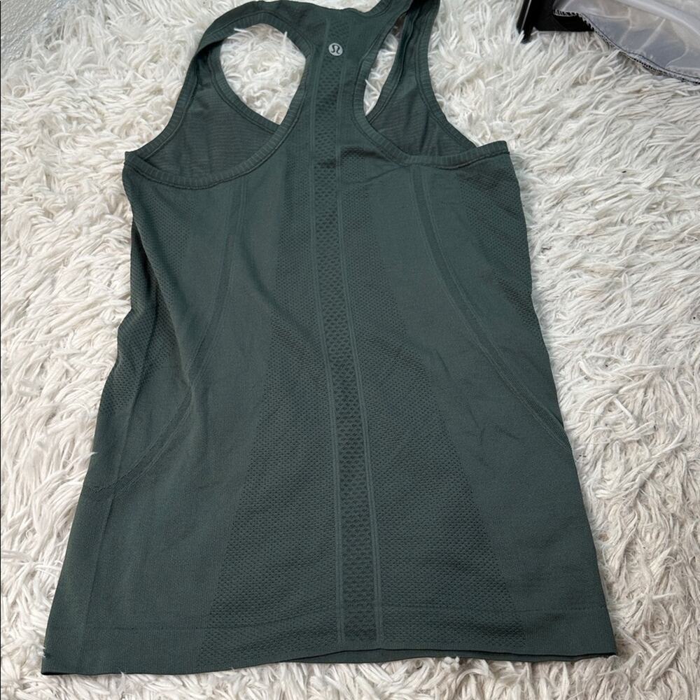 Lululemon Swiftly Tech Tank - Picture 7 of 7